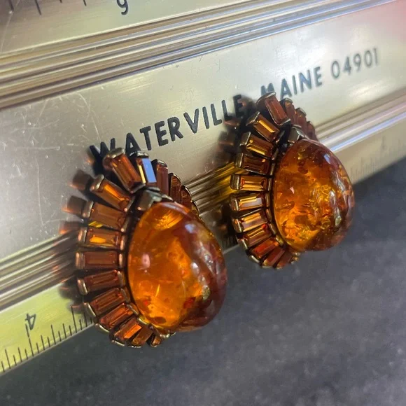 Heidi Daus Gold Amber Topaz Baguette Earrings - Picture 3 of 8